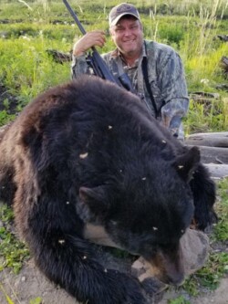 Bear Hunting AlphaDog